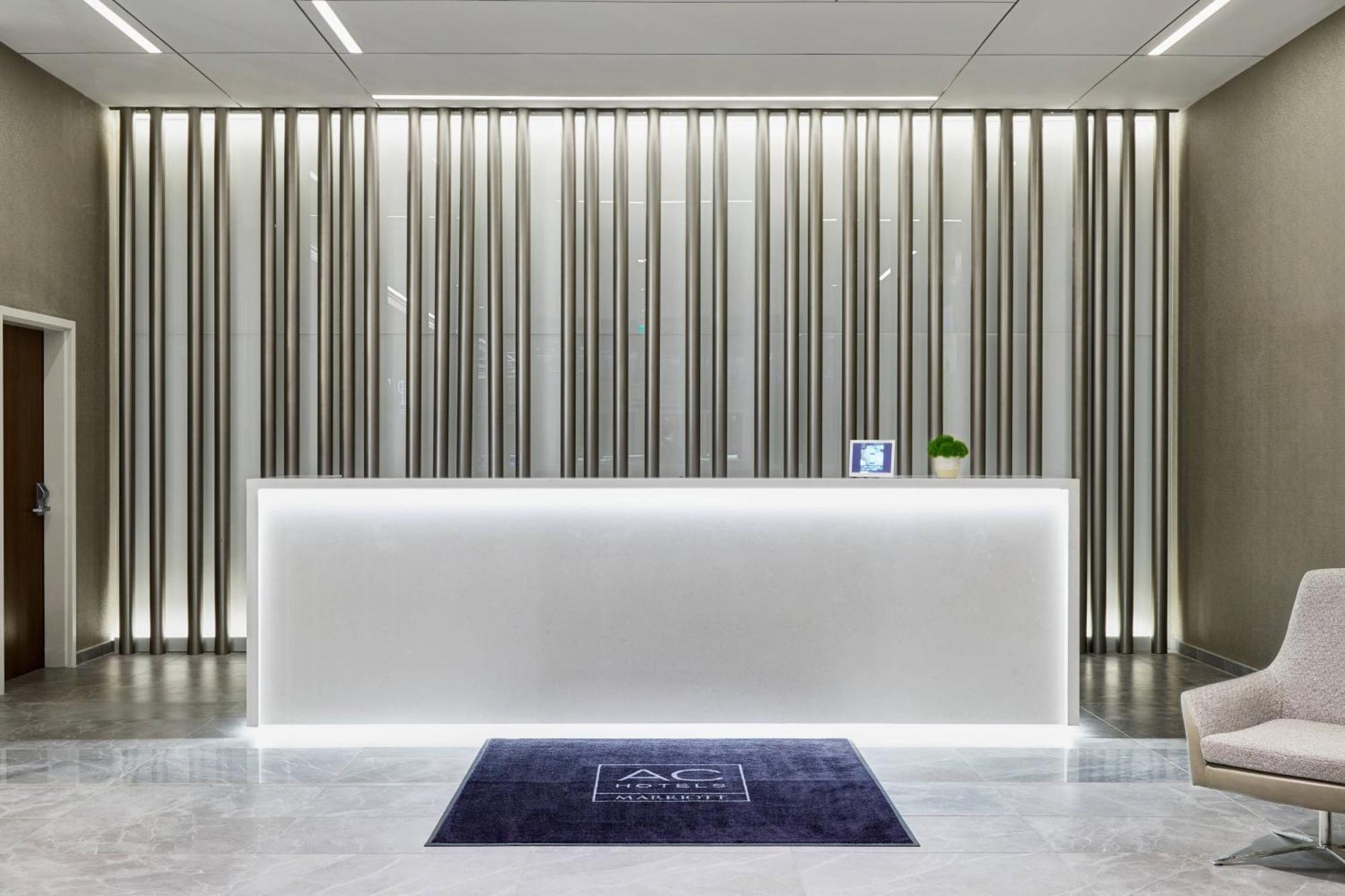 Ac Hotel By Marriott Raleigh North Hills Eksteriør billede